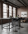 hokery-czarne-chromowane-wyspa-kuchenna-cegla-styl-industrialny.png
