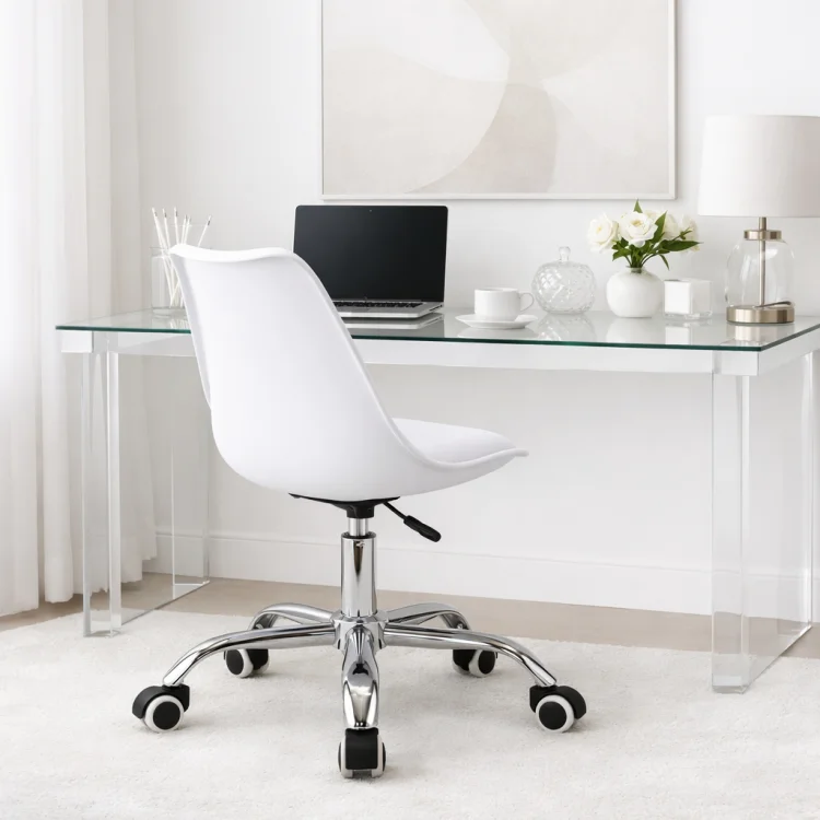 fotel-sari-bialy-chrom-biurko-szklane-home-office-elegancka-aranzacja..jpg