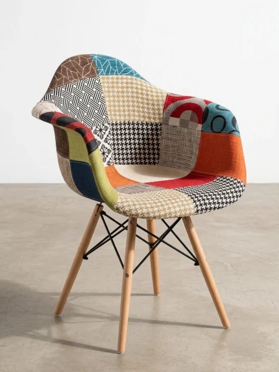 fotel-patchwork-kolorowy-do-salonu-katalog.webp