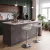 bialy-hoker-barowy-aranzacja-kuchnia-wyspa.webp